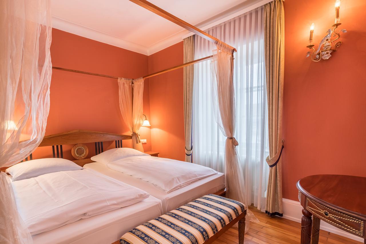 Schlosshotel Neckarbischofsheim Eksteriør bilde