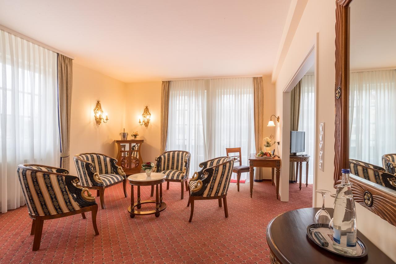 Schlosshotel Neckarbischofsheim Eksteriør bilde